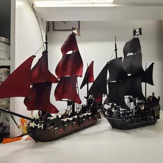 The Black Pearl & Queen Anne's Revenge Set